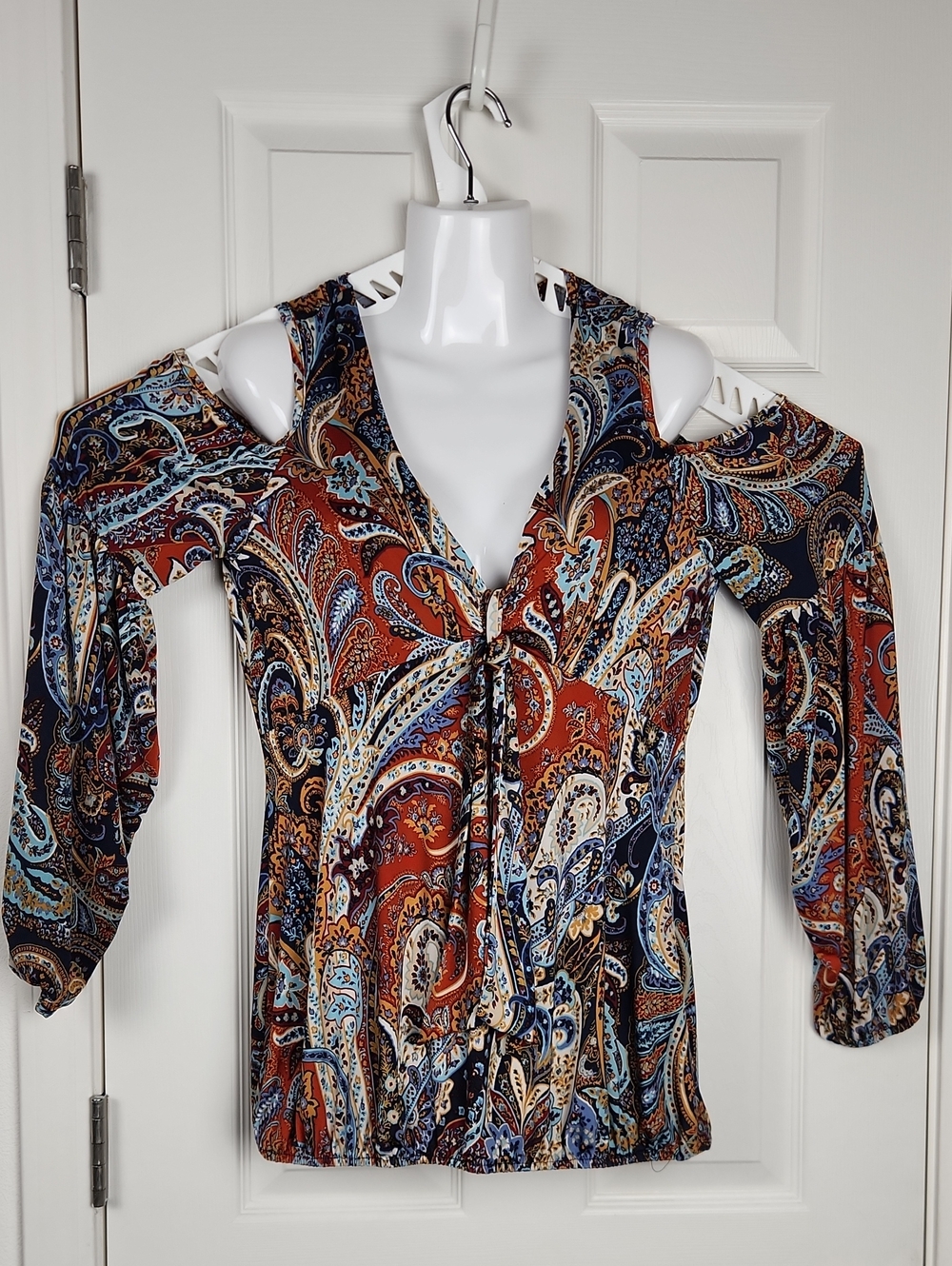 VENUS Paisley Cold-Shoulder Tunic in Rust, Navy & Light Blue